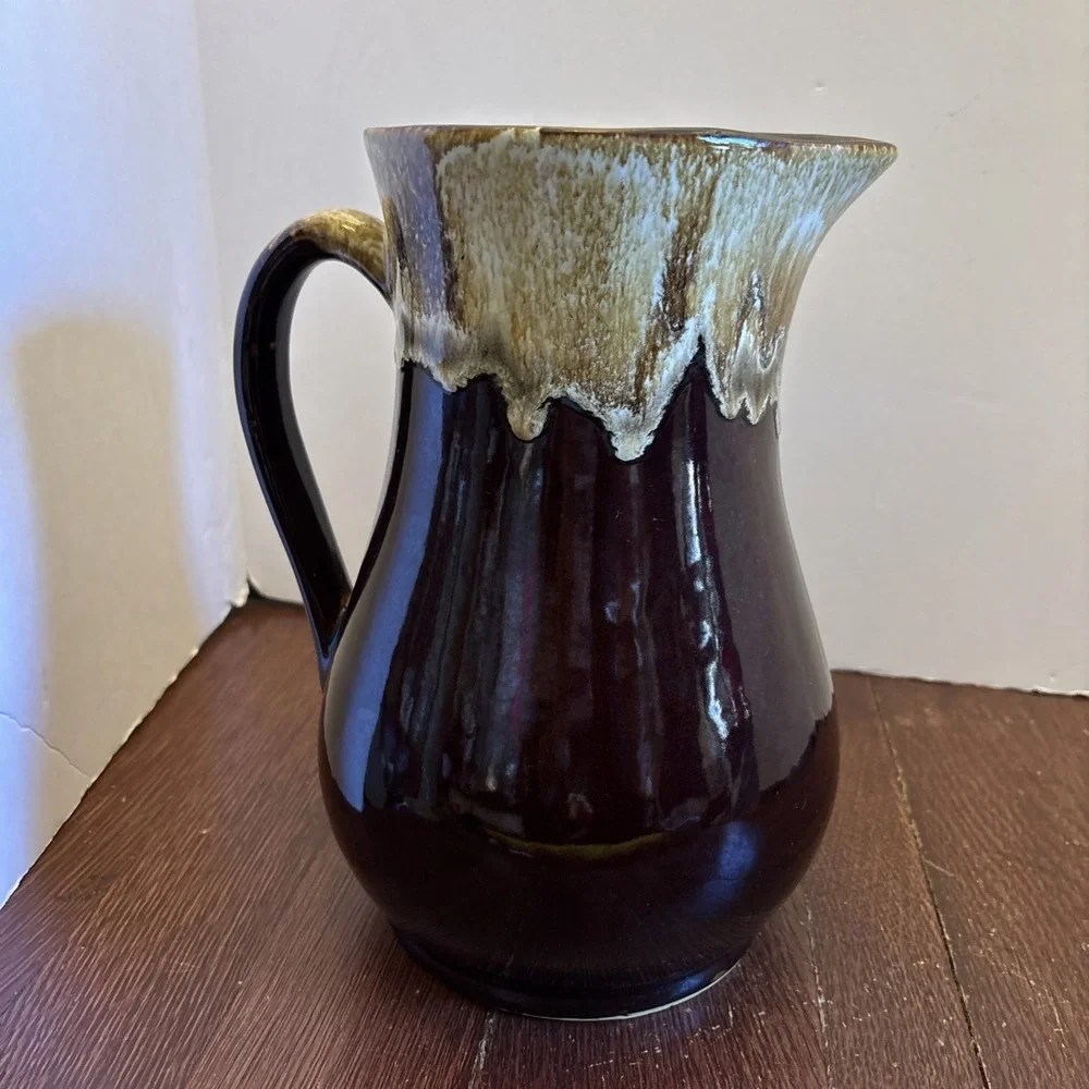 Vintage‎ Roseville OH. RRP CO. Pottery Brown Drip Pitcher Large 10.5